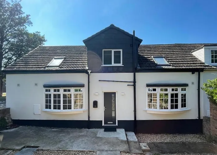 Elms Cottage
